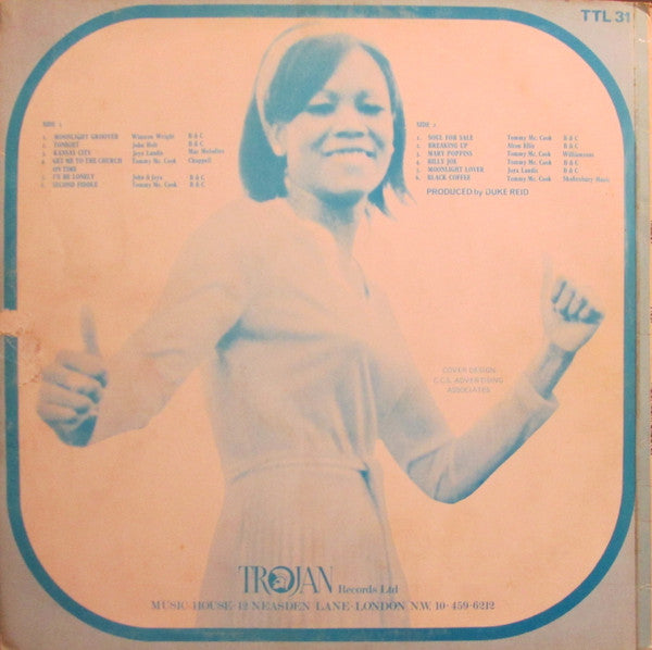 Image of Back Cover of LP - VG/VG - VARIOUS ARTISTS, Moonlight Groover (Trojan Records; TTL 31, UK 1970, Laminated Front Sleeve), Slight crease on sleeve corner,  - 3526213E