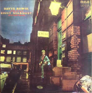 Image of Front Cover of LP - VG/G+ - DAVID BOWIE, The Rise And Fall Of Ziggy Stardust And The Spiders From Mars (RCA Victor Orange With Stereo; SF 8287, UK 1972, Inner, First UK issue. 1E/1E Matrix. Titanic/Chrysalis publishing.), A few light scratches, edge & ring wear, seam splits on Inner,  - 3046109S