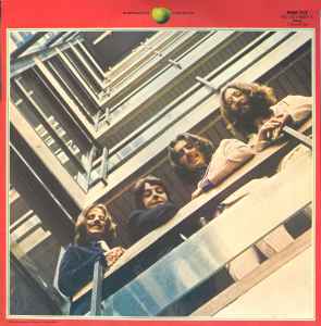 Image of Back Cover of 4644090S: 2xLP - THE BEATLES, 1962-1966 (Apple; PCSP 717, UK 1973, Laminated Gatefold Sleeve, 2 Inners With Rounded Corners, Stereo)   VG/VG