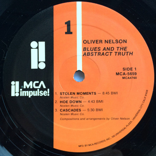 Image of Label Cover of LP - VG+/VG+ - OLIVER NELSON, Blues and the Abstract Truth (MCA; MCA-5659, US 1986 Reissue, Inner), A couple of light hairlines only.,  - 4026270E