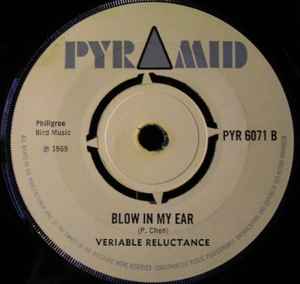 Image of Back Cover of 7" - /G+ - HELEN FIELDS / VERIABLE RELUCTANCE, Theme From The Love Bug / Blow In My Ear (Pyramid; , UK 1969, 4 prong centre), Marks on disc. Light background clicks. WOL.,  - 2556120S